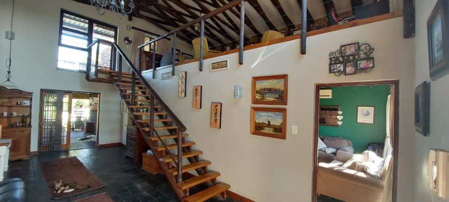 5 Bedroom Property for Sale in Gonubie Eastern Cape